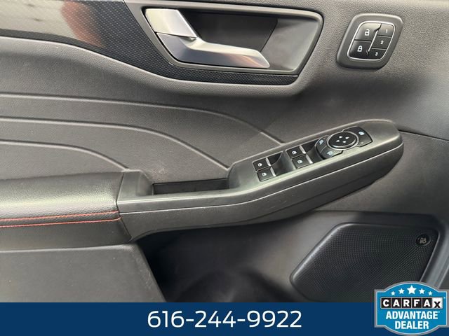Used 2023 Ford Escape ST-Line Select w/ Tech Pack #2 AWD/4WD image 25