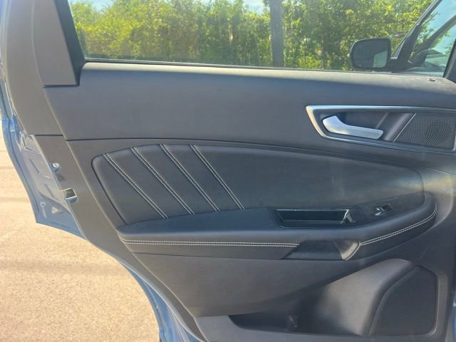 Used 2019 Ford Edge ST w/ Equipment Group 401A AWD/4WD image 18