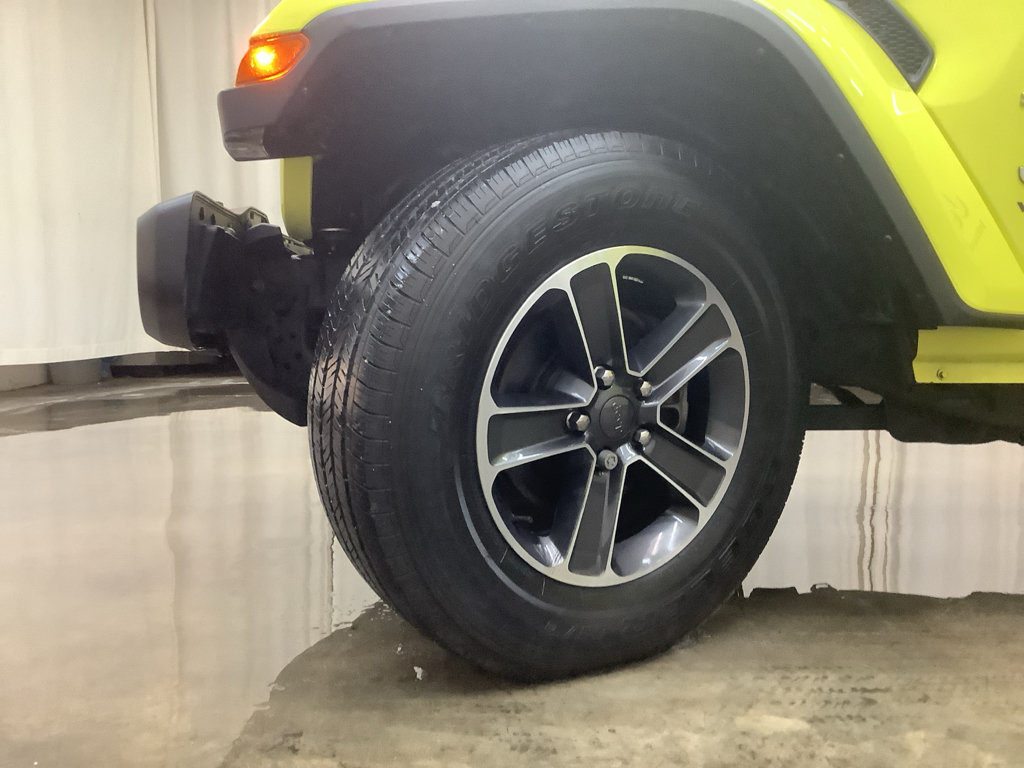 Used 2023 Jeep Wrangler Unlimited Sahara AWD/4WD image 27