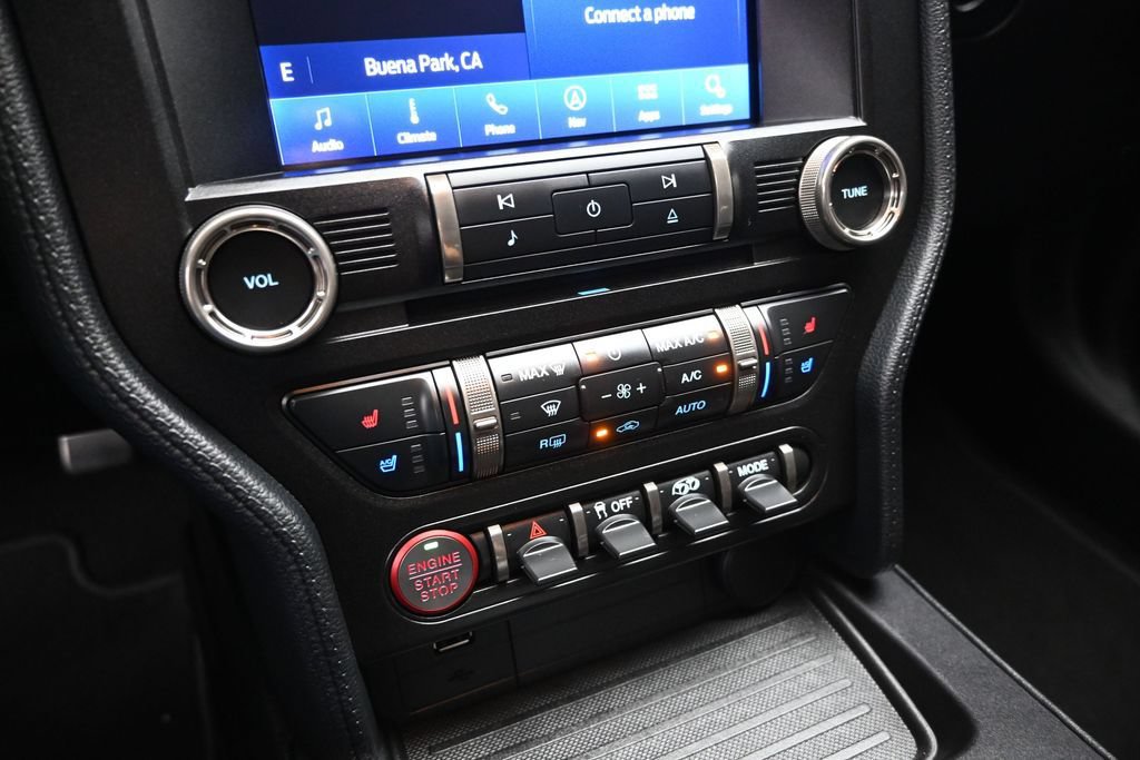 Certified 2020 Ford Mustang Shelby GT500 w/ Technology Package RWD image 17