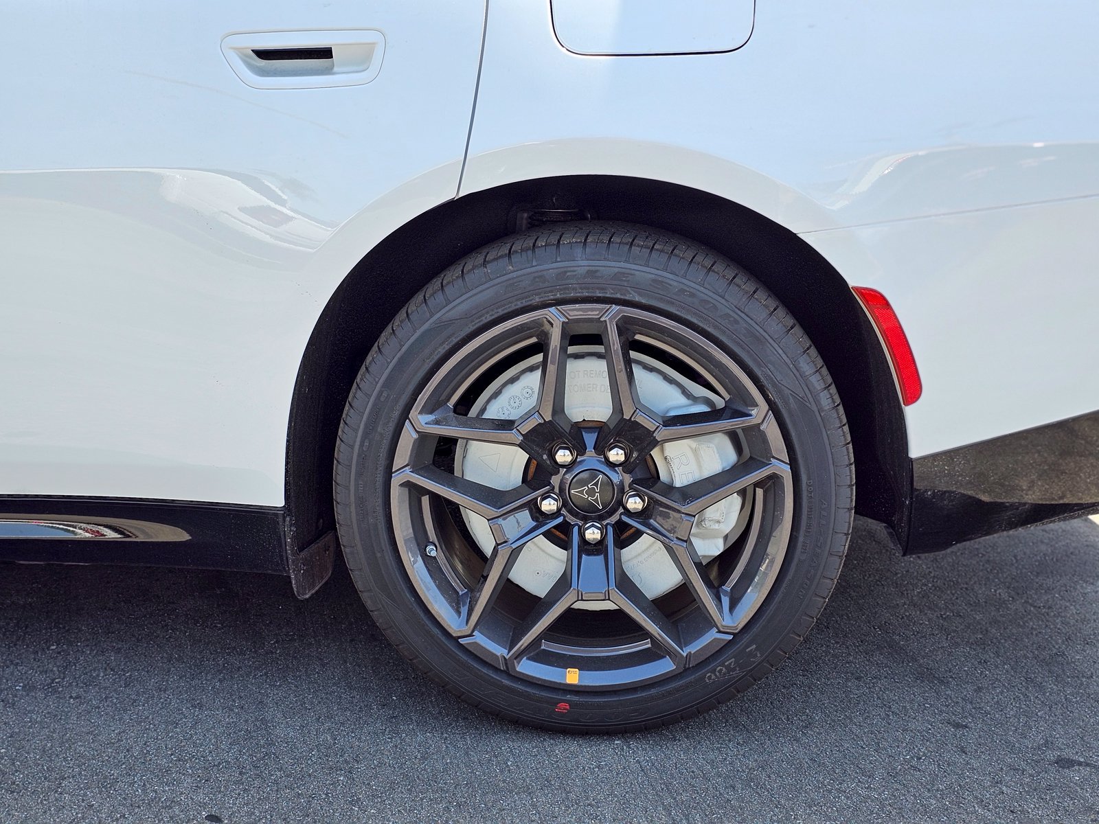New 2026 Dodge Charger Scat Pack w/ Blacktop Package AWD/4WD image 9