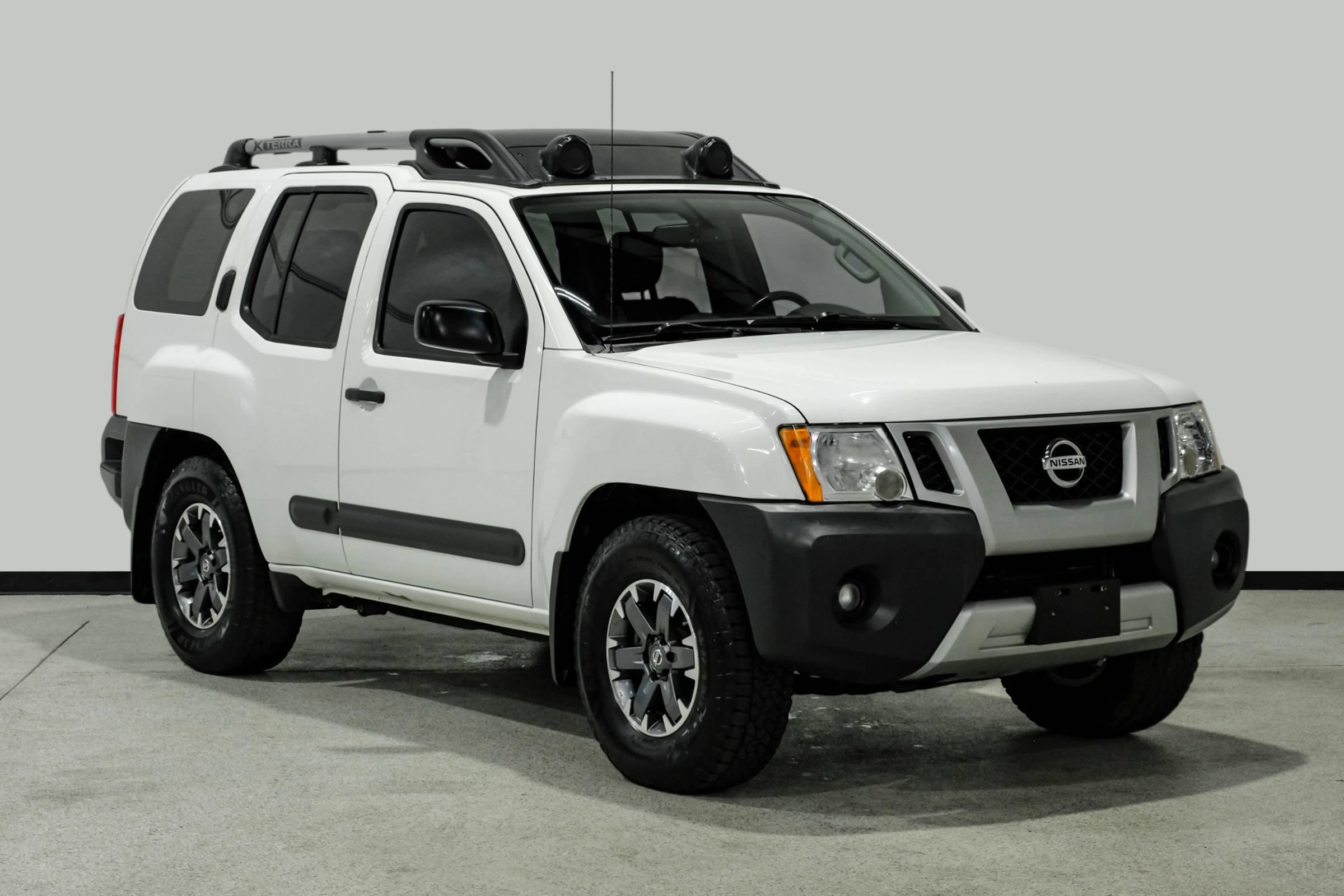 Used 2014 Nissan Xterra PRO-4X w/ Nevada Tow Package AWD/4WD image 4
