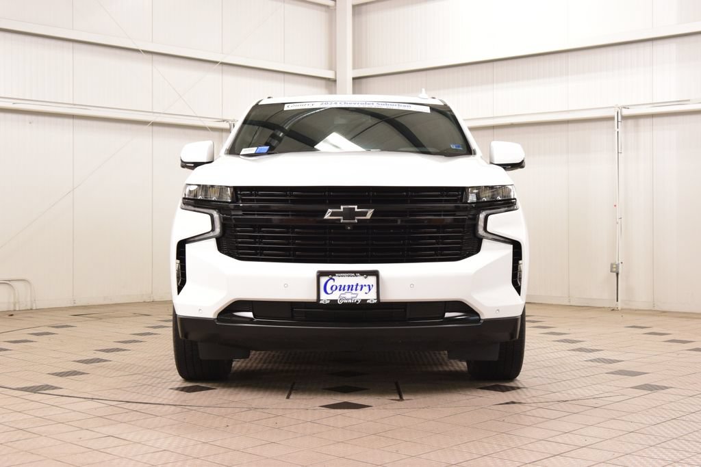 Used 2024 Chevrolet Suburban RST w/ Luxury Package AWD/4WD image 2