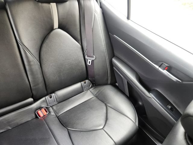 Used 2018 Toyota Camry LE FWD image 16