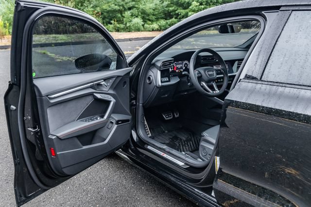 Used 2025 Audi S3 Premium Plus w/ Premium Plus Package AWD/4WD image 21