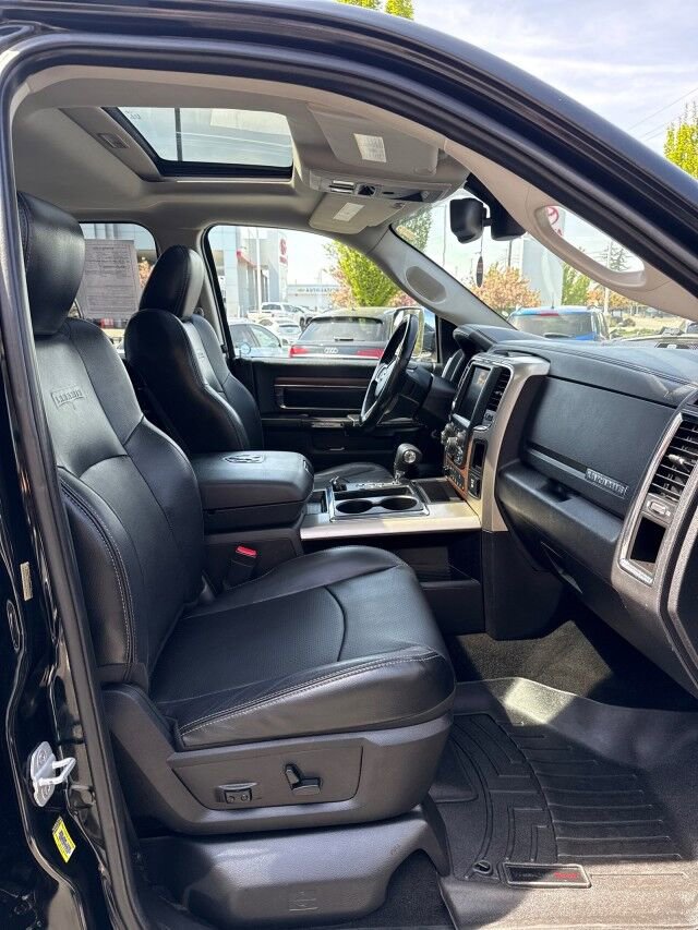 Used 2013 RAM 1500 Laramie w/ Convenience Group AWD/4WD image 16