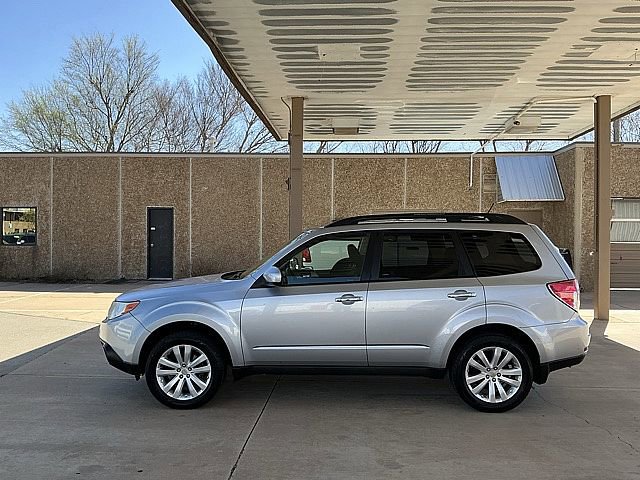 Used 2012 Subaru Forester 2.5X Premium image 8
