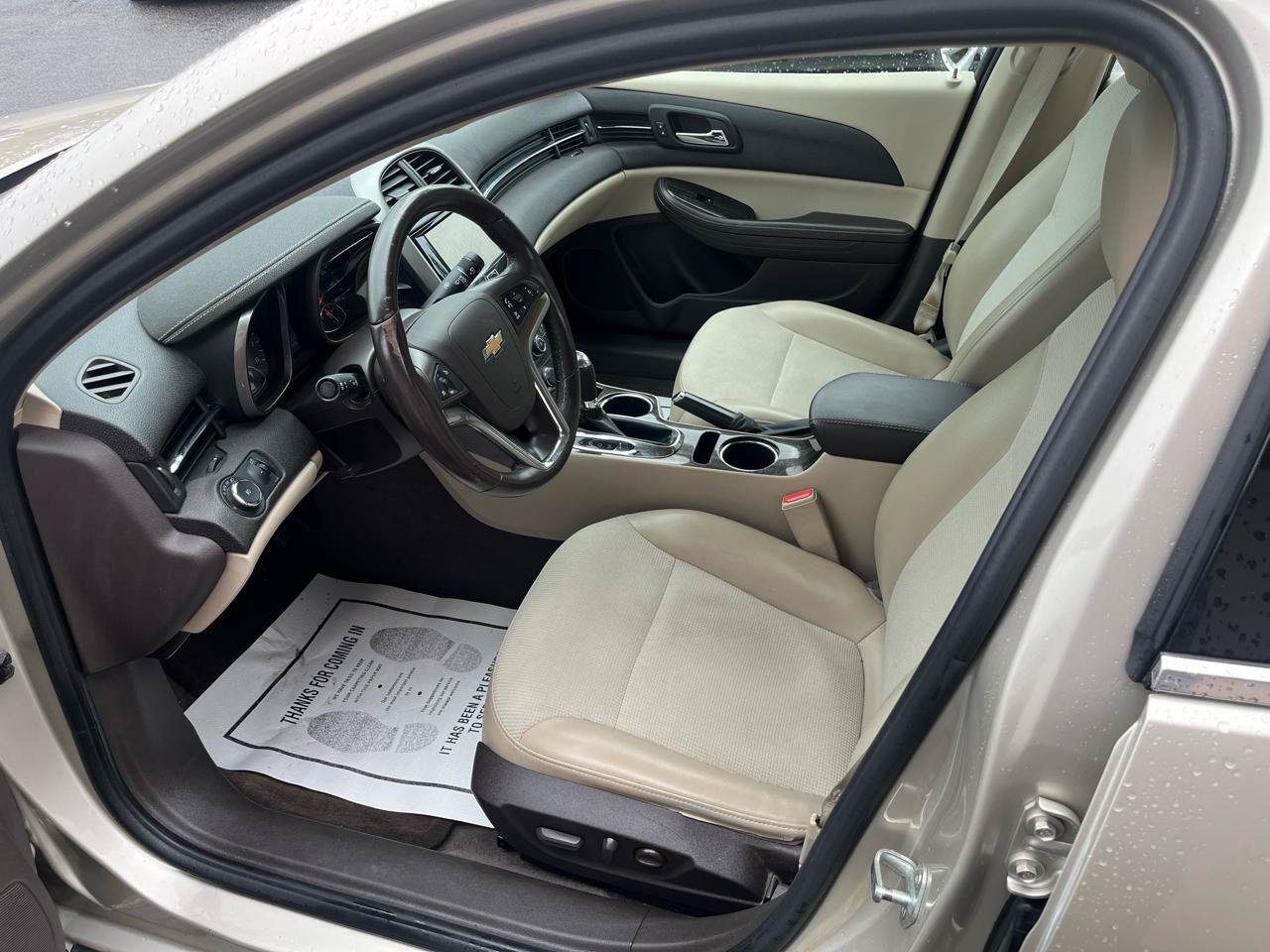 Used 2015 Chevrolet Malibu LT FWD image 23