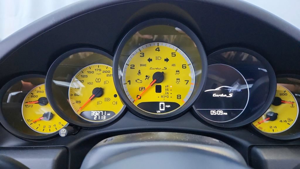 Used 2017 Porsche 911 Turbo S AWD/4WD image 22