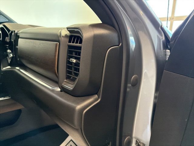 Used 2023 Chevrolet Silverado 1500 High Country w/ High Country Premium Package image 40