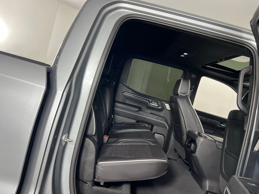 Used 2024 GMC Sierra 1500 AT4X image 31