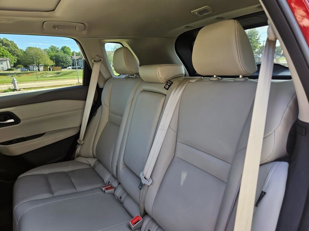 Used 2023 Nissan Rogue SL image 32