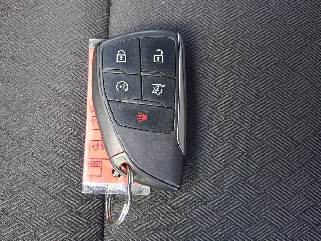 Used 2024 Chevrolet Suburban LS RWD image 32