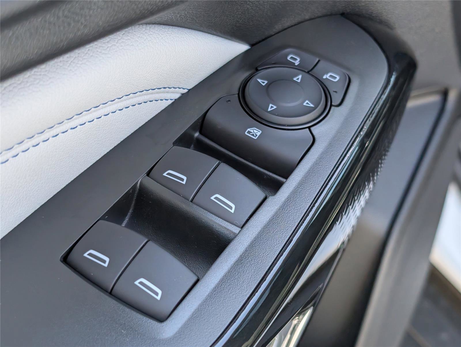 New 2026 Chevrolet Trax LT w/ LT Convenience Package image 13