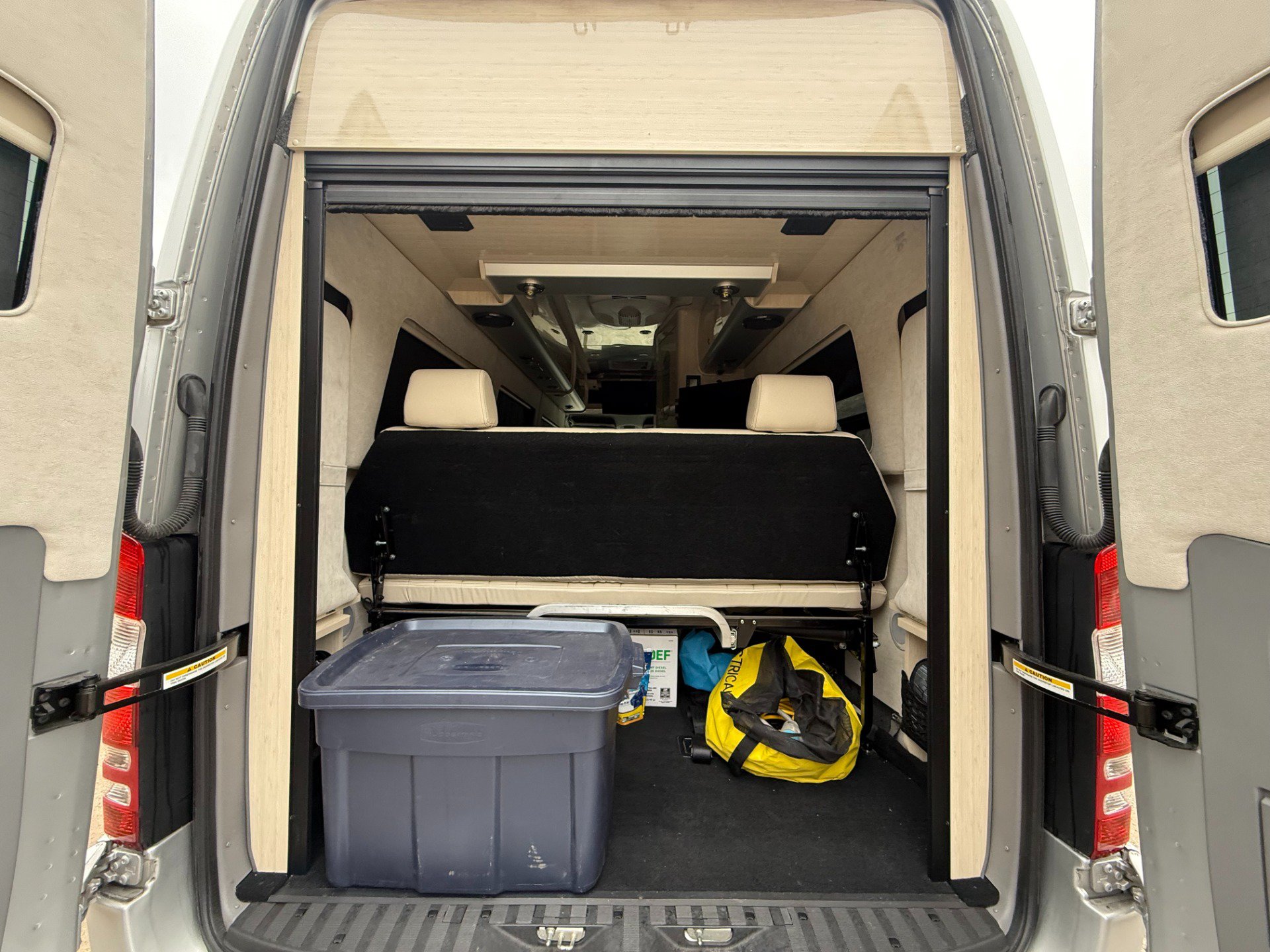 Used 2017 Mercedes-Benz Sprinter 3500 image 19