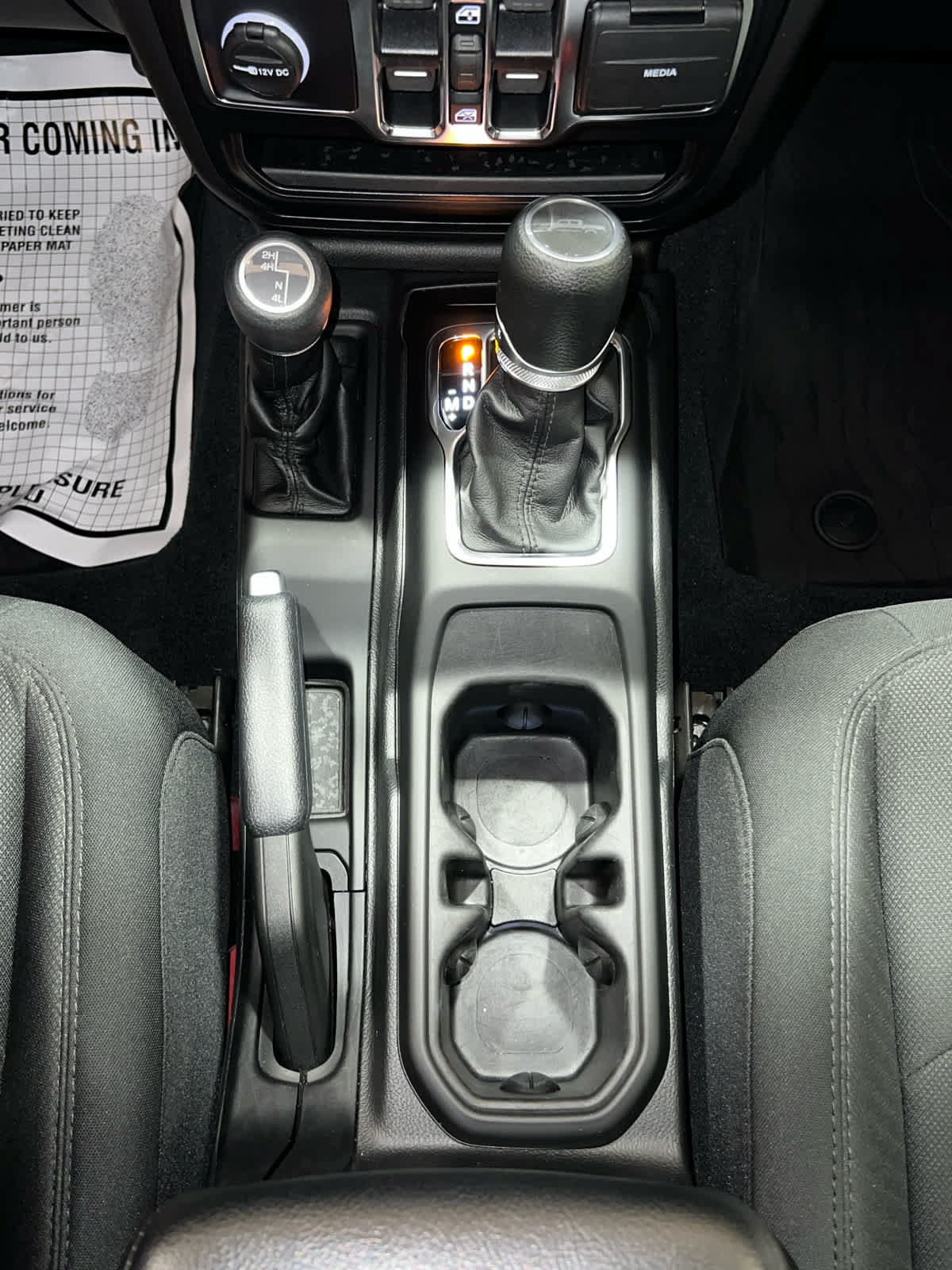 Used 2022 Jeep Gladiator Sport AWD/4WD image 25