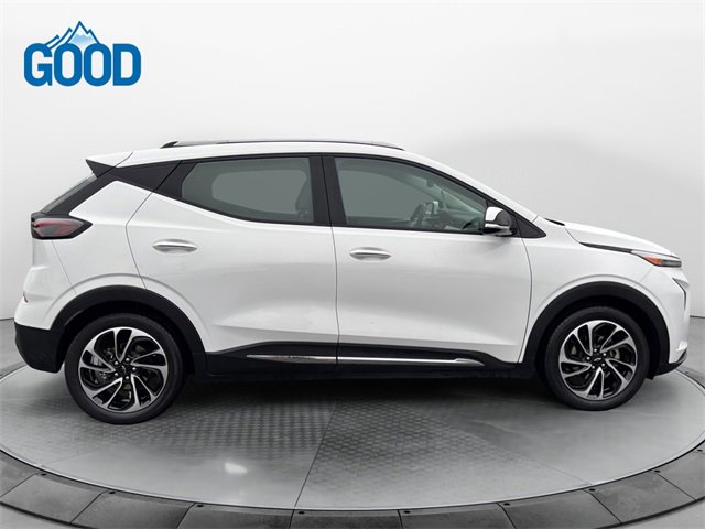 Used 2023 Chevrolet Bolt EUV Premier w/ Sun & Sound Package image 6