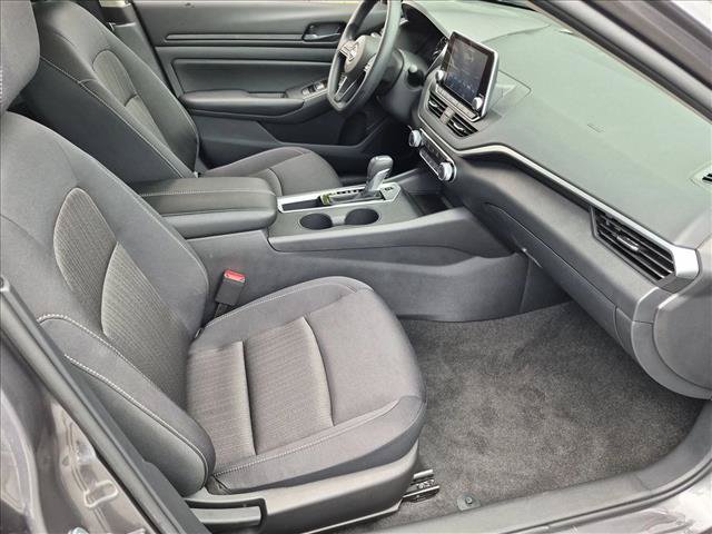 Certified 2025 Nissan Altima 2.5 S FWD image 18