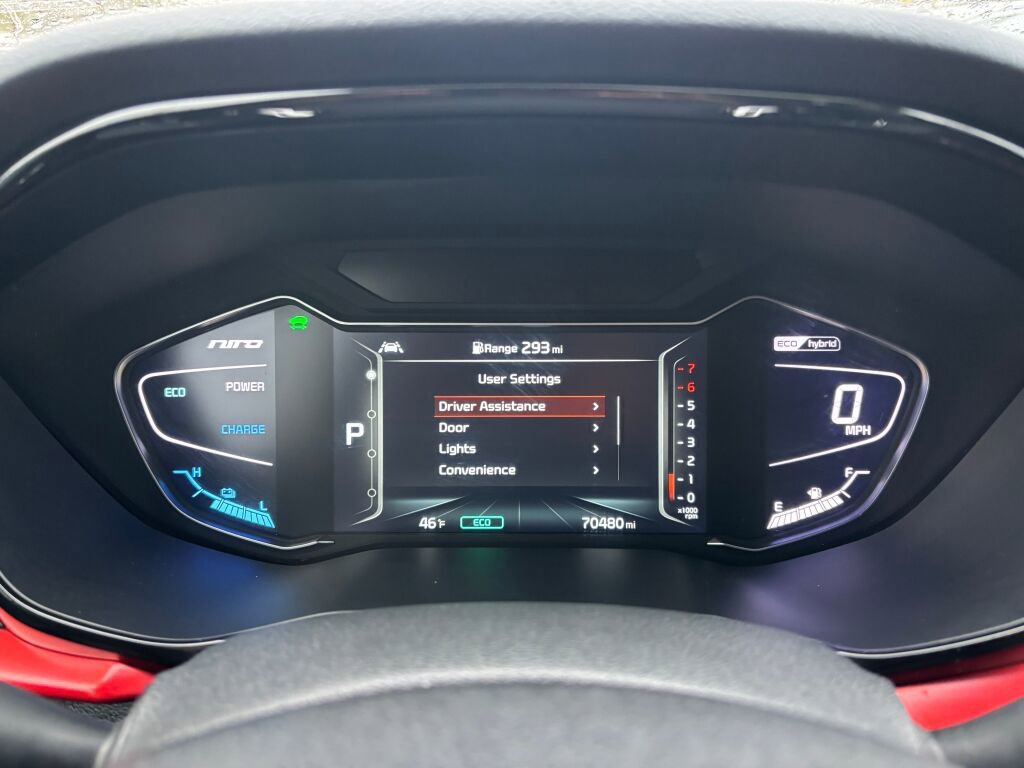 Certified 2021 Kia Niro Touring image 21