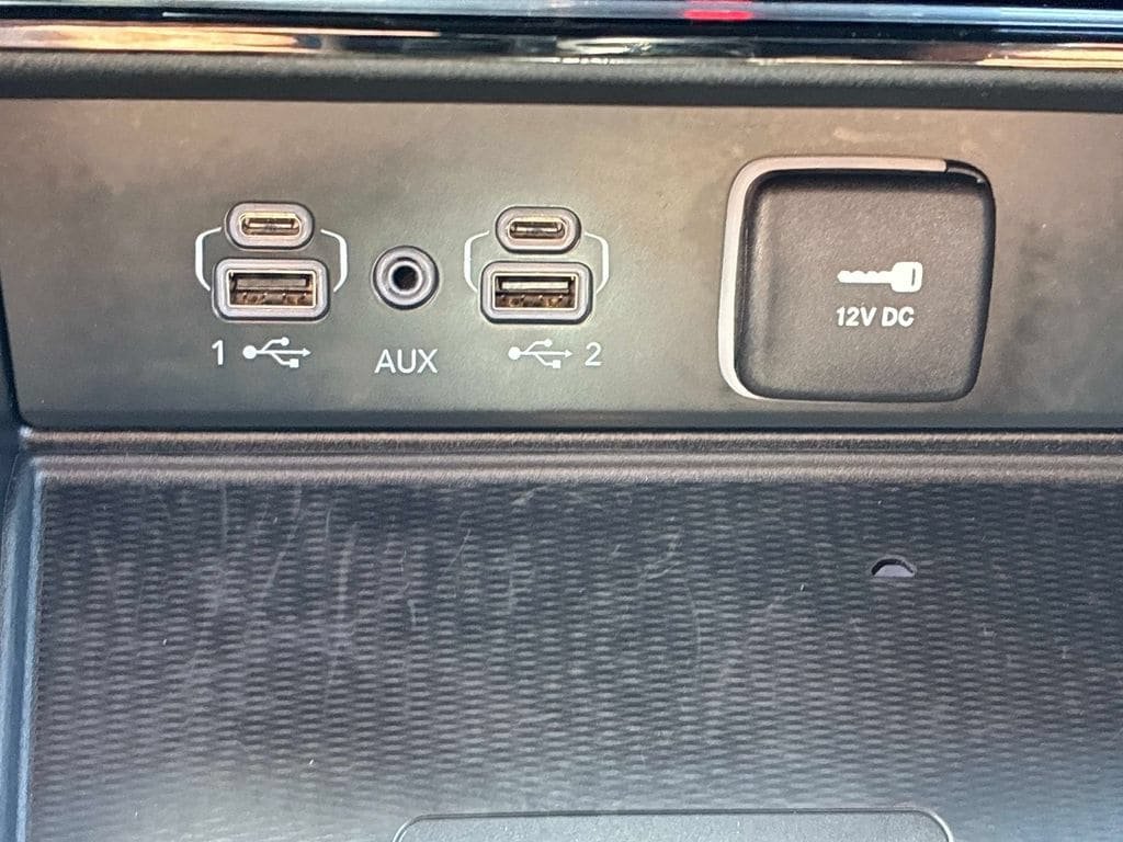 Certified 2024 Jeep Grand Cherokee Altitude AWD/4WD image 27