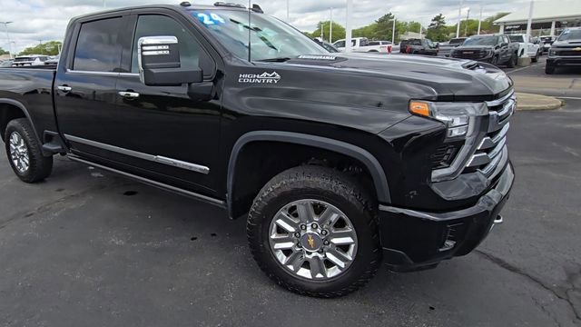 Certified 2024 Chevrolet Silverado 2500 High Country w/ High Country Premium Package image 2