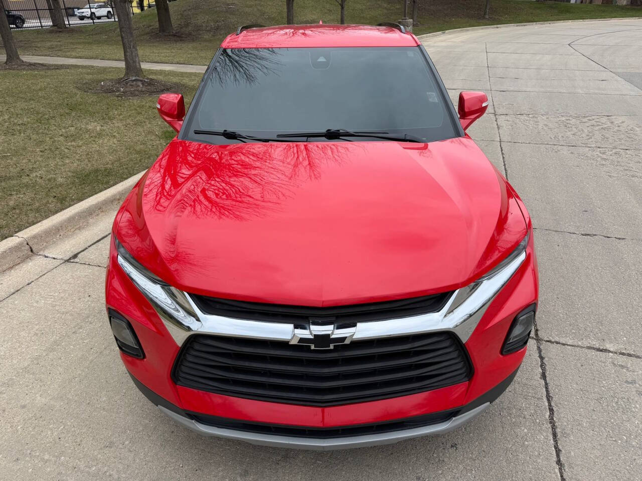 Used 2021 Chevrolet Blazer LT FWD image 2
