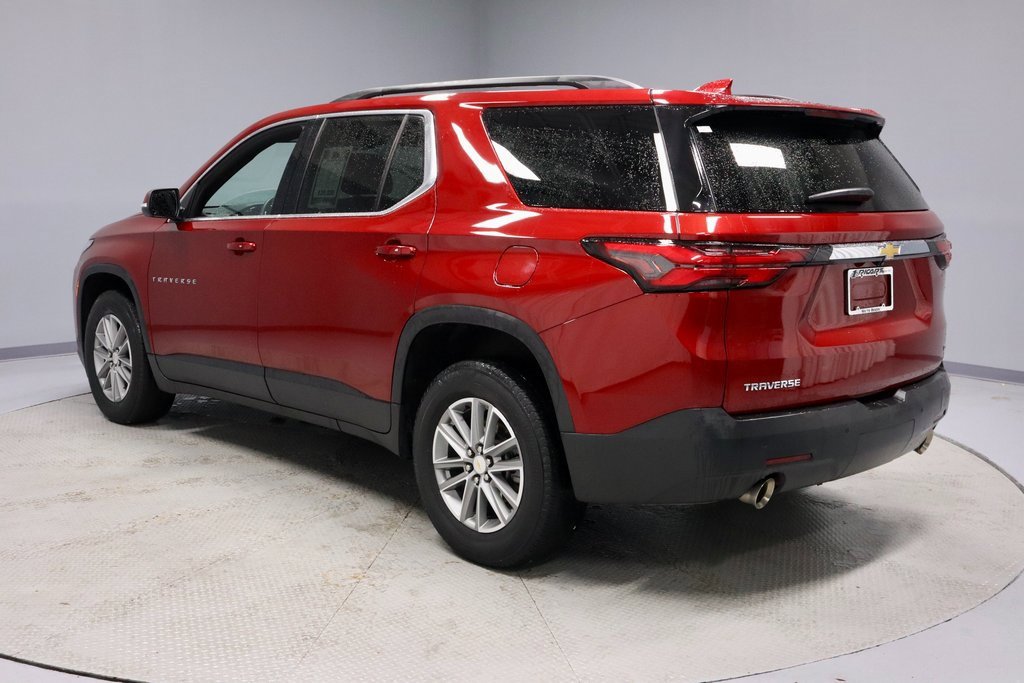 Used 2023 Chevrolet Traverse LT image 9