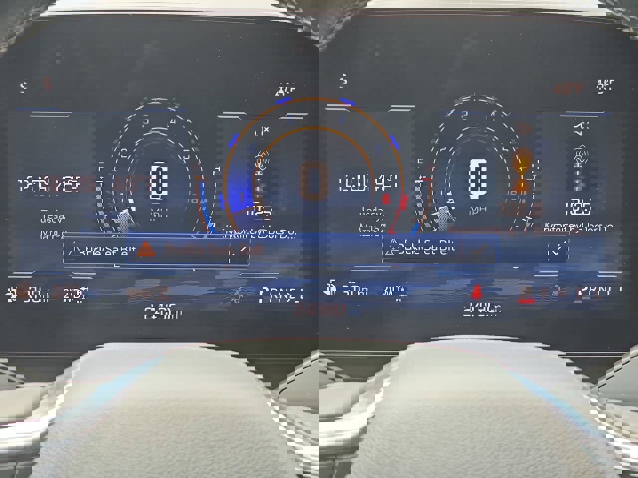 Certified 2025 Chevrolet Traverse LT w/ Sun and Wheel Package image 25