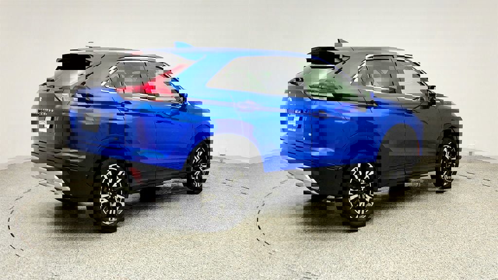 Used 2023 Mitsubishi Eclipse Cross SE image 5