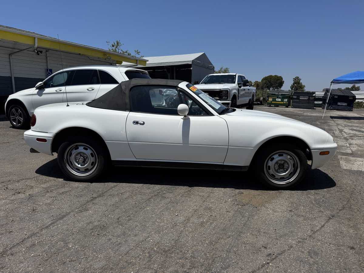 Used 1993 MAZDA MX-5 Miata RWD image 7