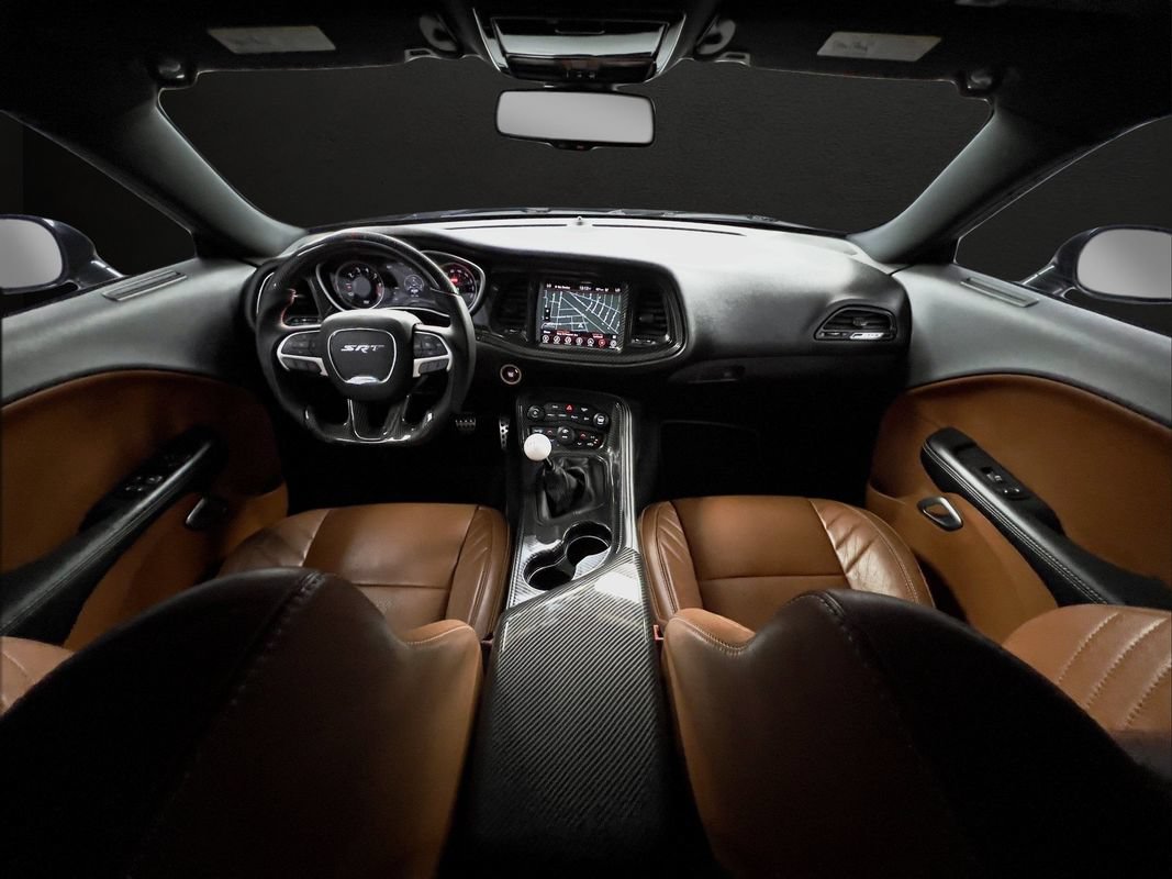 Used 2017 Dodge Challenger SRT w/ Technology Group RWD image 18