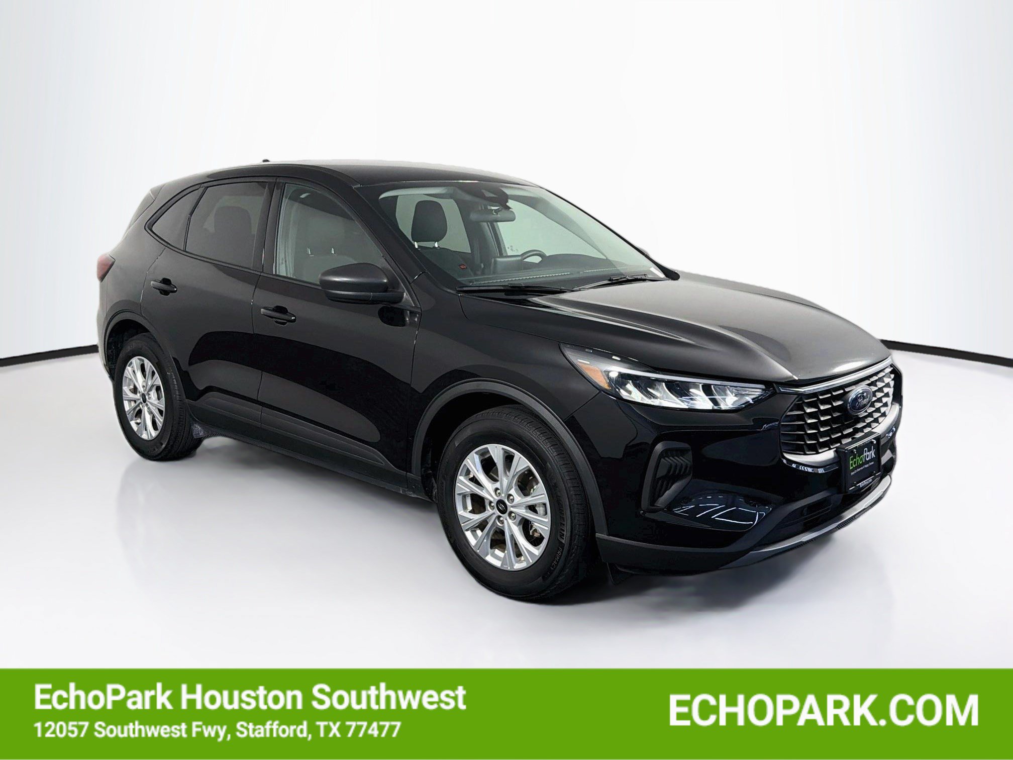 Used 2025 Ford Escape Active FWD image 1