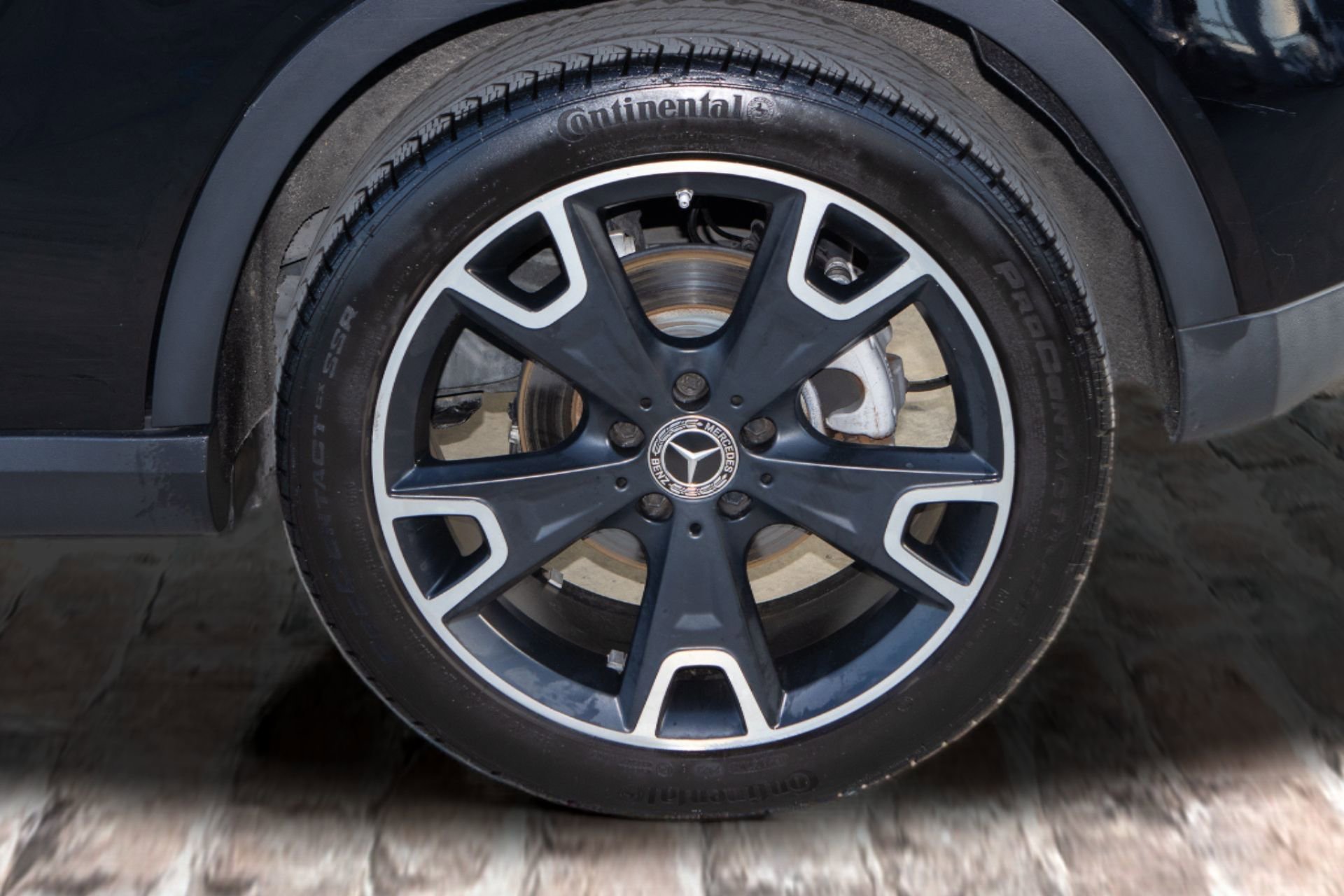 Used 2020 Mercedes-Benz GLA 250 w/ Multimedia Package image 37