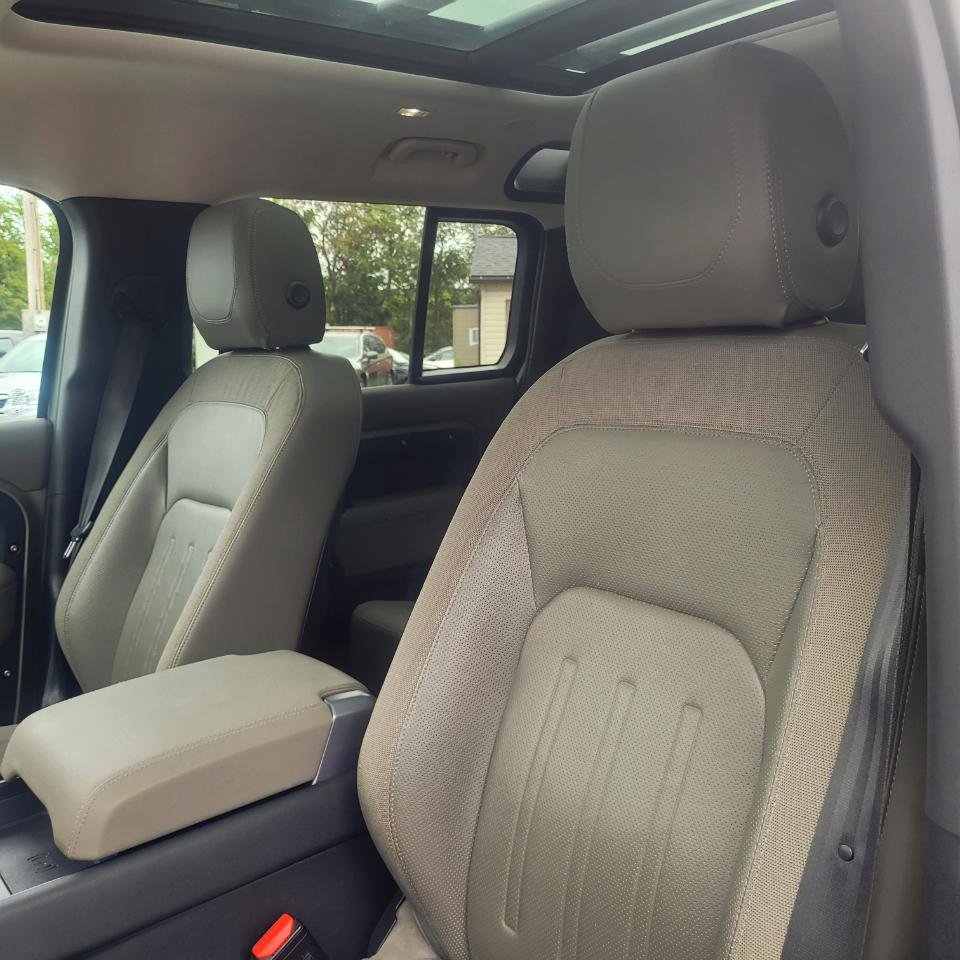 Used 2020 Land Rover Defender 110 S AWD/4WD image 12