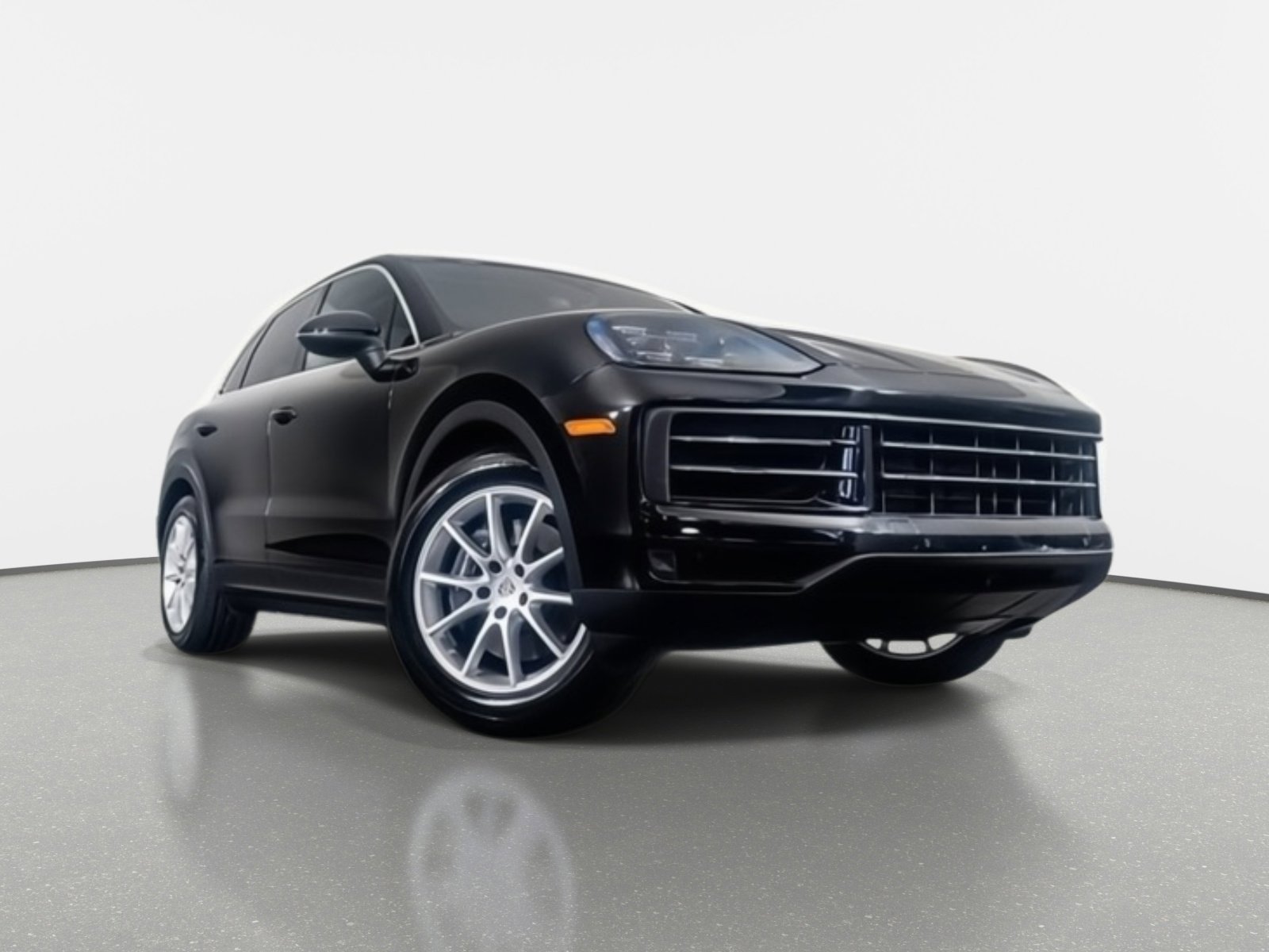 Used 2024 Porsche Cayenne image 4