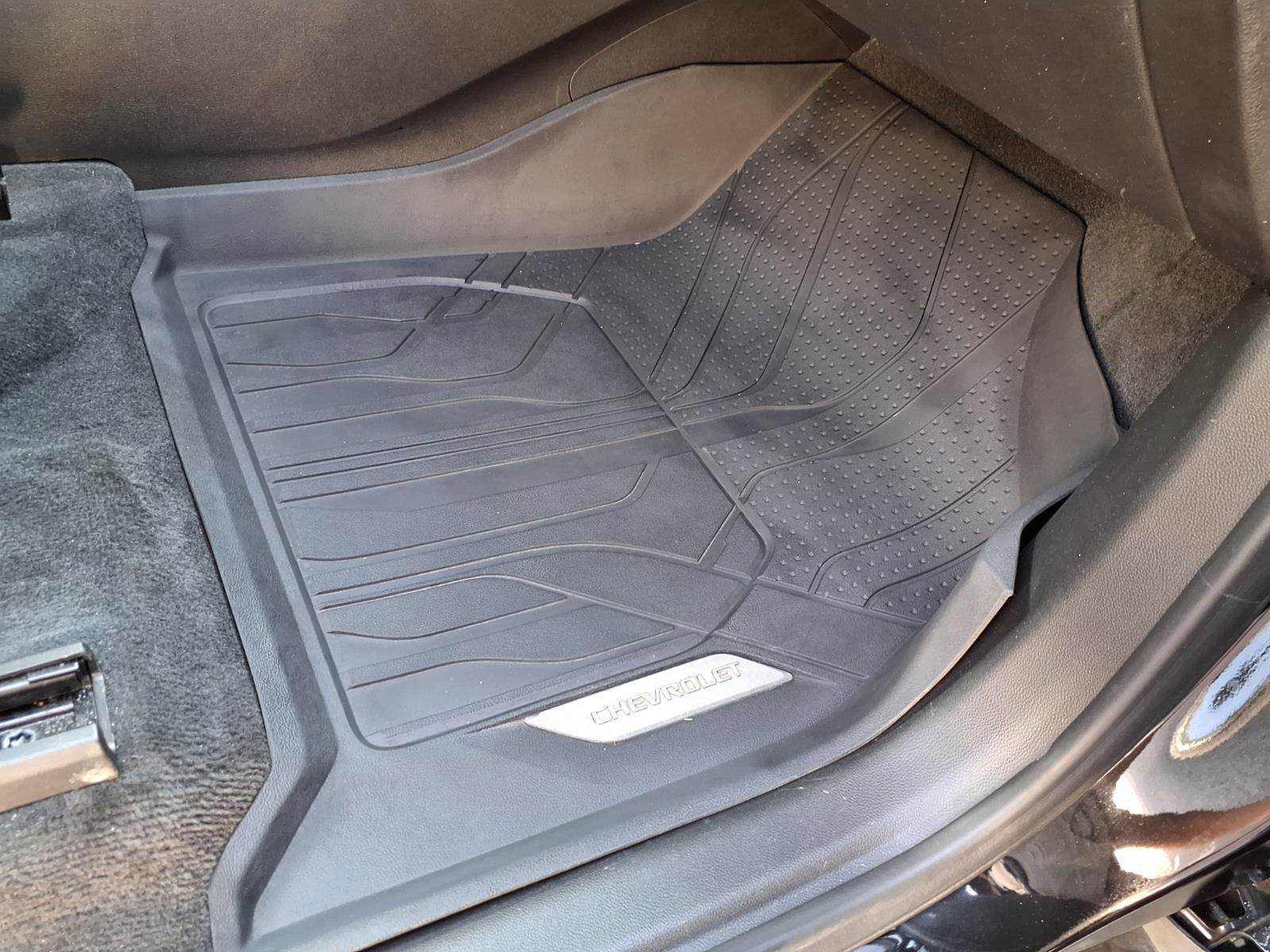 Certified 2020 Chevrolet Traverse LT FWD image 29