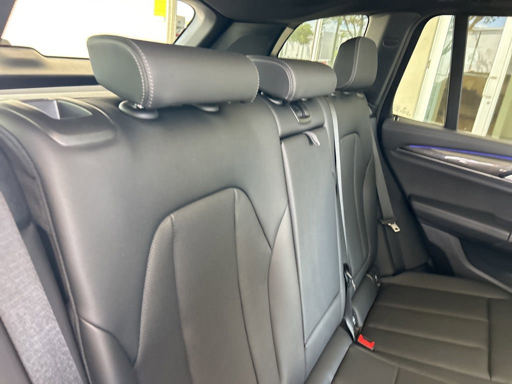 Used 2024 BMW X3 M40i w/ Premium Package image 27
