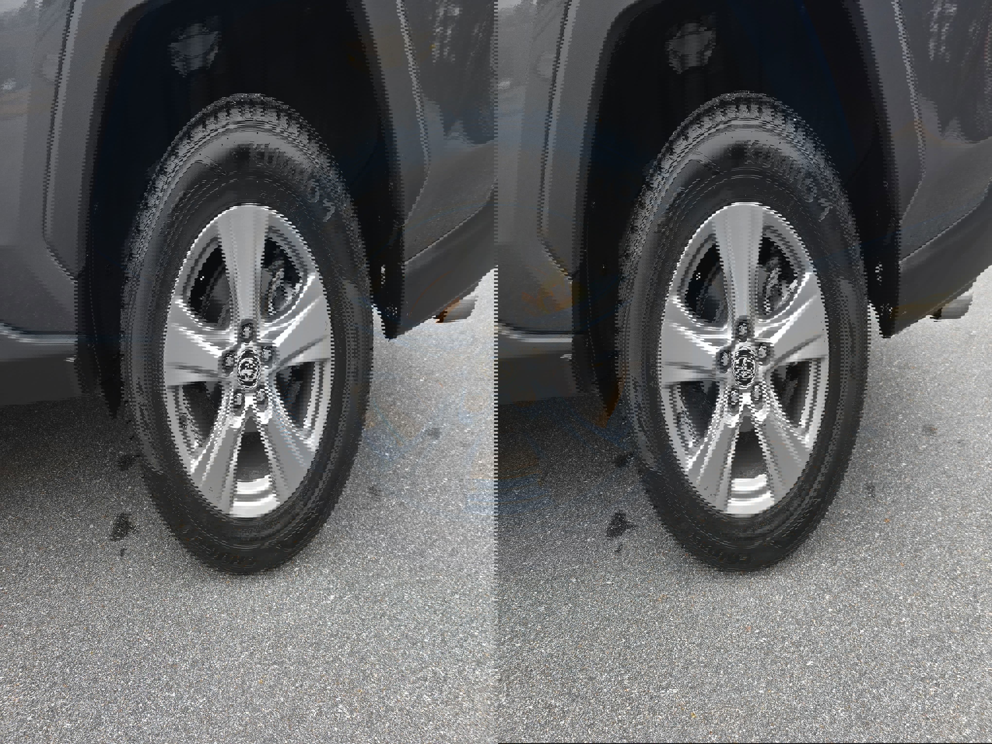 Used 2024 Toyota RAV4 XLE image 34