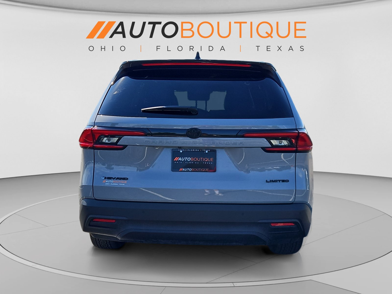 Used 2025 Toyota Grand Highlander AWD Hybrid image 4