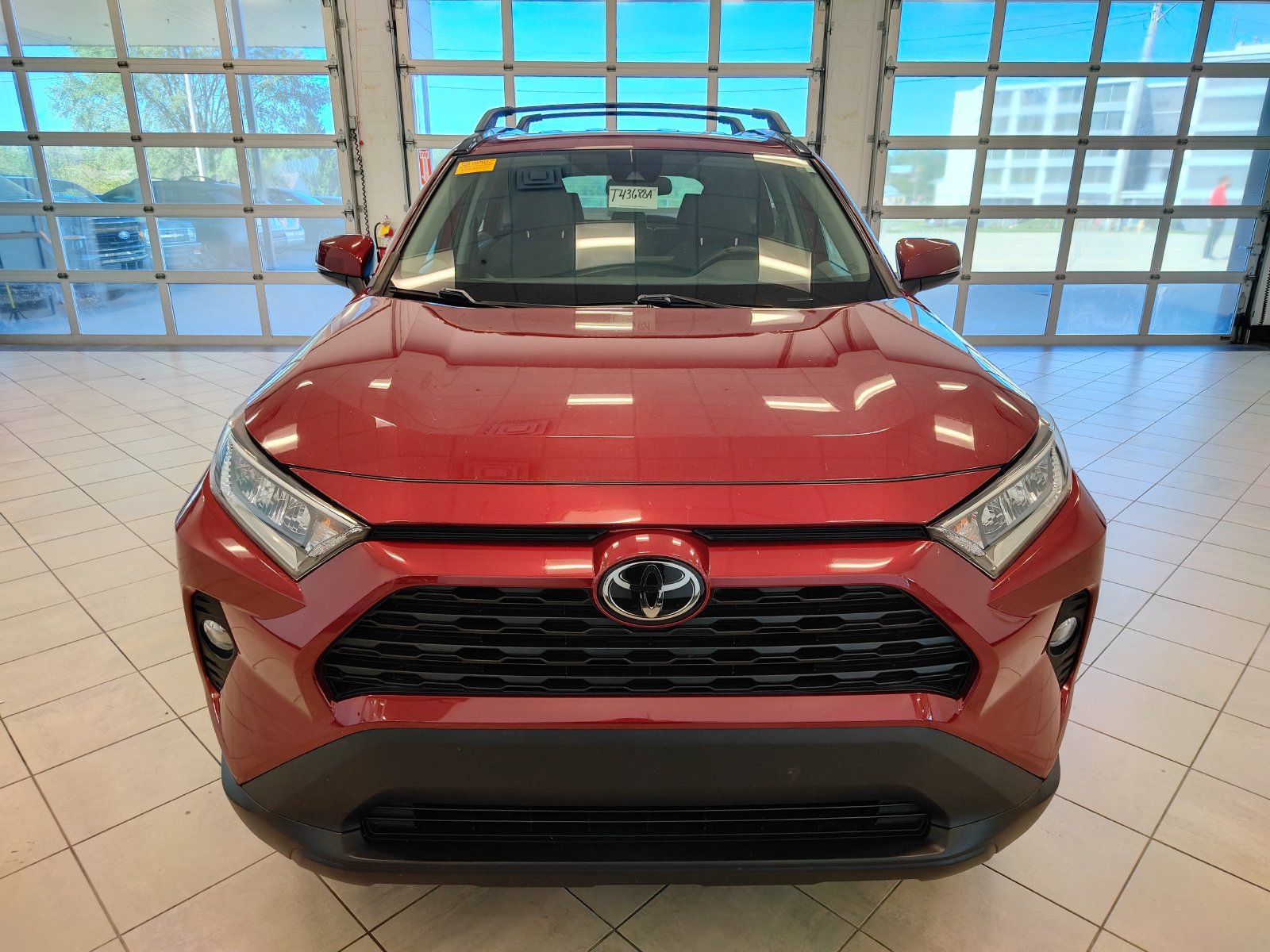 Used 2021 Toyota RAV4 XLE AWD/4WD image 8