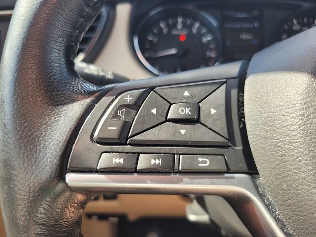 Used 2017 Nissan Rogue SL w/ SL Premium Package AWD/4WD image 28