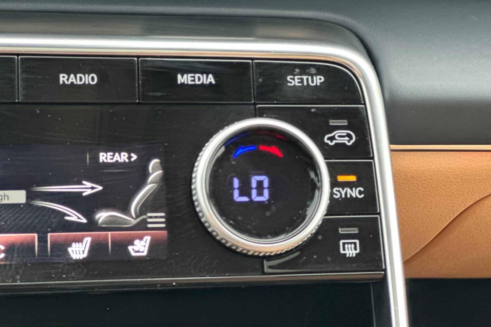 Used 2023 Genesis GV80 2.5T w/ Advanced Package image 29