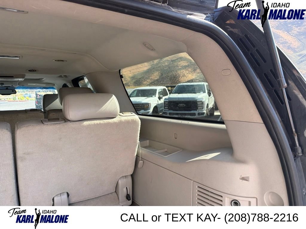 Used 2008 Chevrolet Suburban LT w/ LT Preferred Equipment Group AWD/4WD image 7