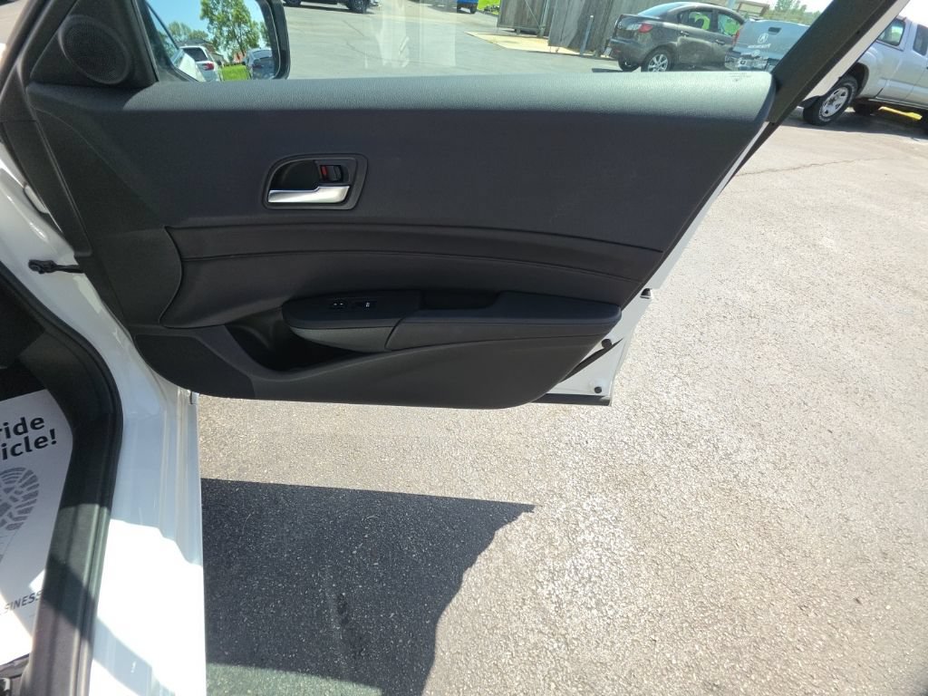 Used 2020 Acura ILX FWD image 31