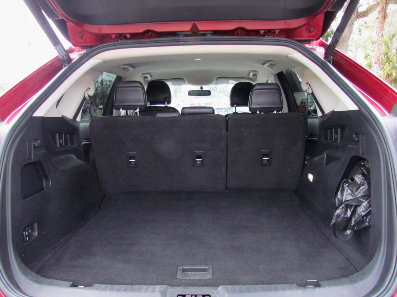 Used 2017 Ford Edge SEL w/ Equipment Group 201A image 16