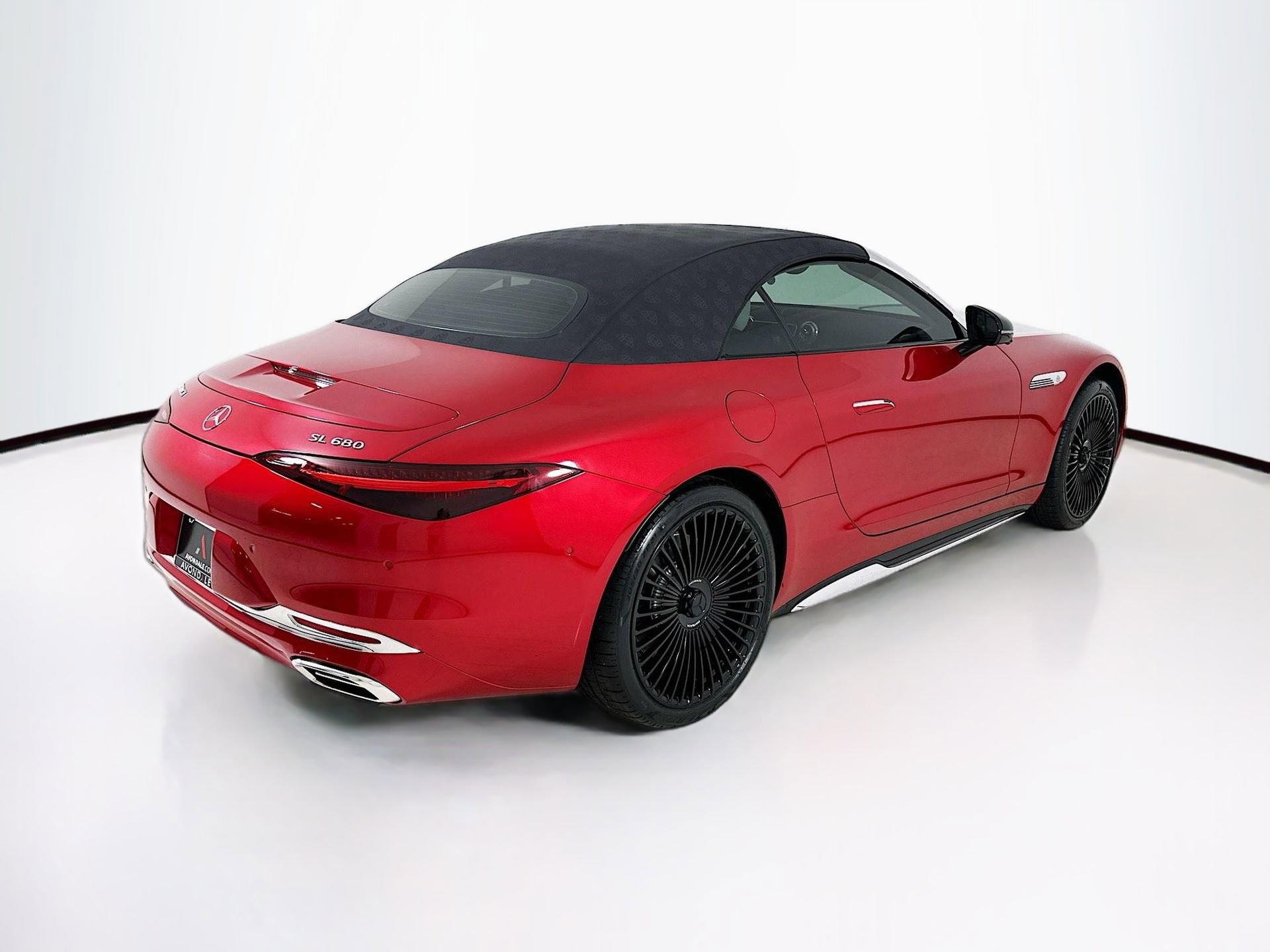 Used 2026 Mercedes-Benz Maybach SL 680 image 8