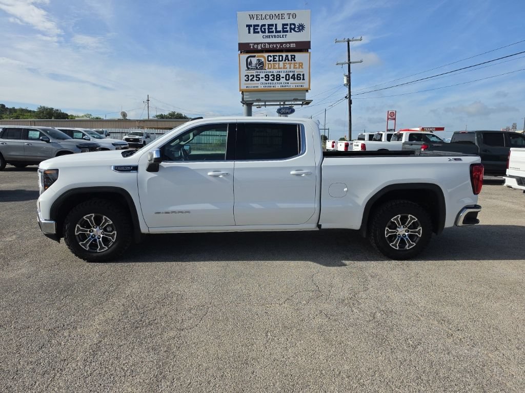 Used 2024 GMC Sierra 1500 SLE AWD/4WD image 2