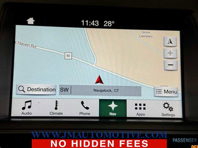 Used 2017 Ford Taurus Limited w/ Driver Assist Package image 27