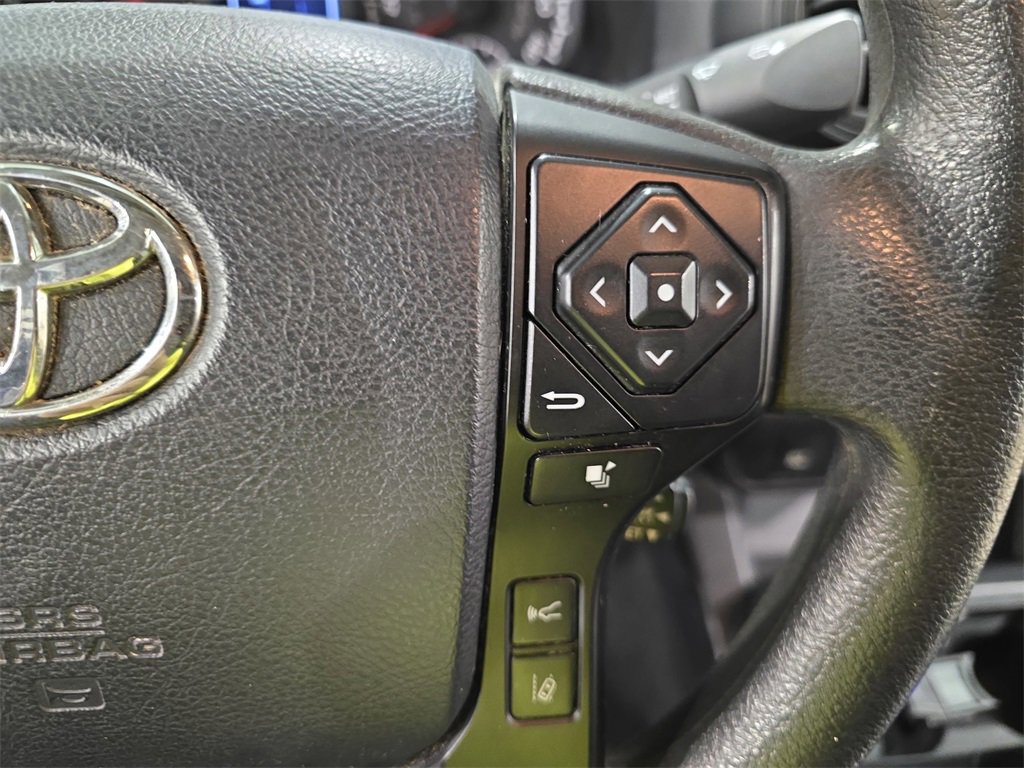 Used 2018 Toyota Tacoma SR image 15