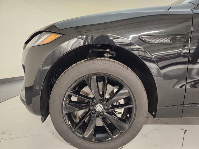 New 2026 Jaguar F-PACE R-Dynamic S image 11